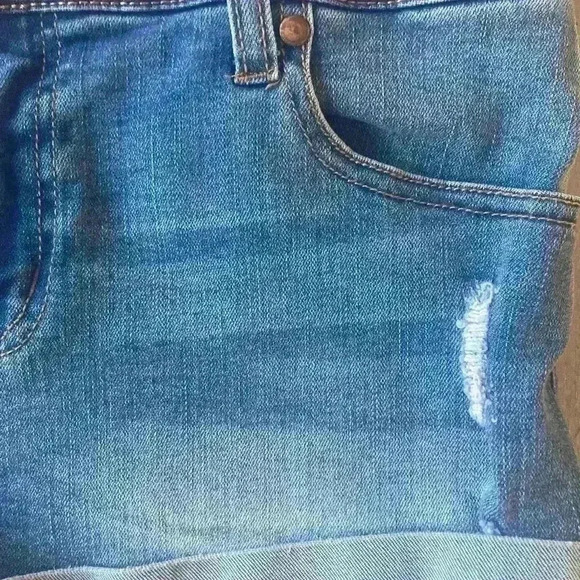 CP Jeans Sz 9 Denim Shorts Cuffed Exc Con - Picture 3 of 7